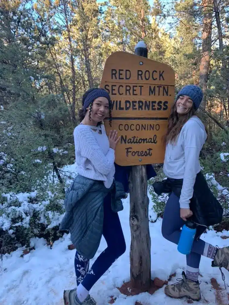 winter snowy hike outfits sedona